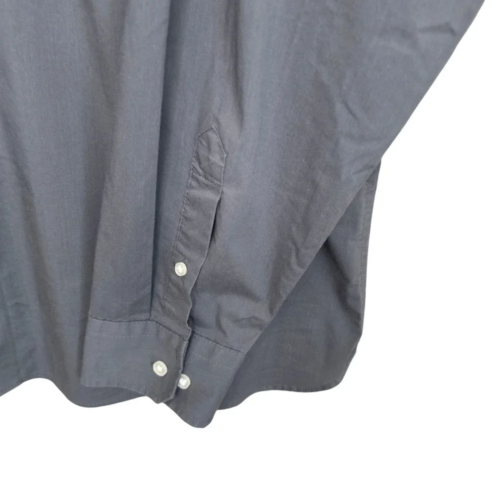 Van Heusen Dress Shirt Mens XL 17-17.5 Gray Button Never Tuck Regular Fit Career